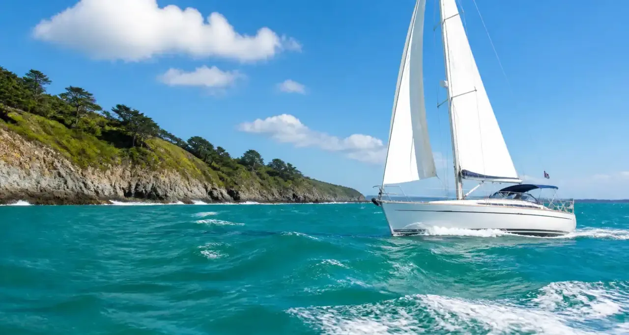 Excursion en bateau sur la mer d'Iroise, au large de Brest