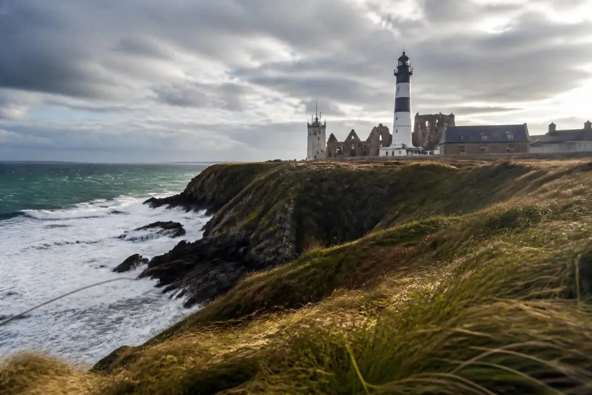 La Pointe Saint-Mathieu, un endroit a visiter brest pour une excursion côtière